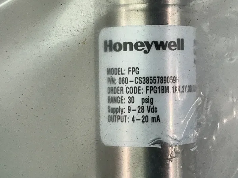 HONEYWELL 30PSIG RANGE PRESSURE TRANSDUCER  -  060-CS38557890596