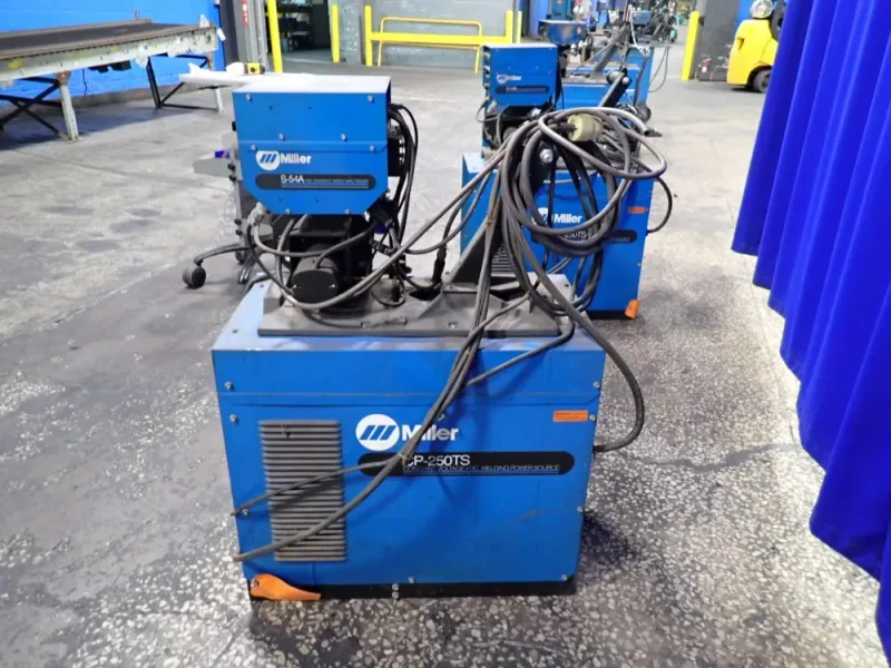 MILLER 250 AMPS WELDING POWER SOURCE  -  CP-250 TS