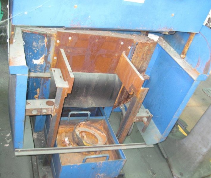 SWISHER (SPECIAL) VERTICAL GRINDER: STOCK #19429