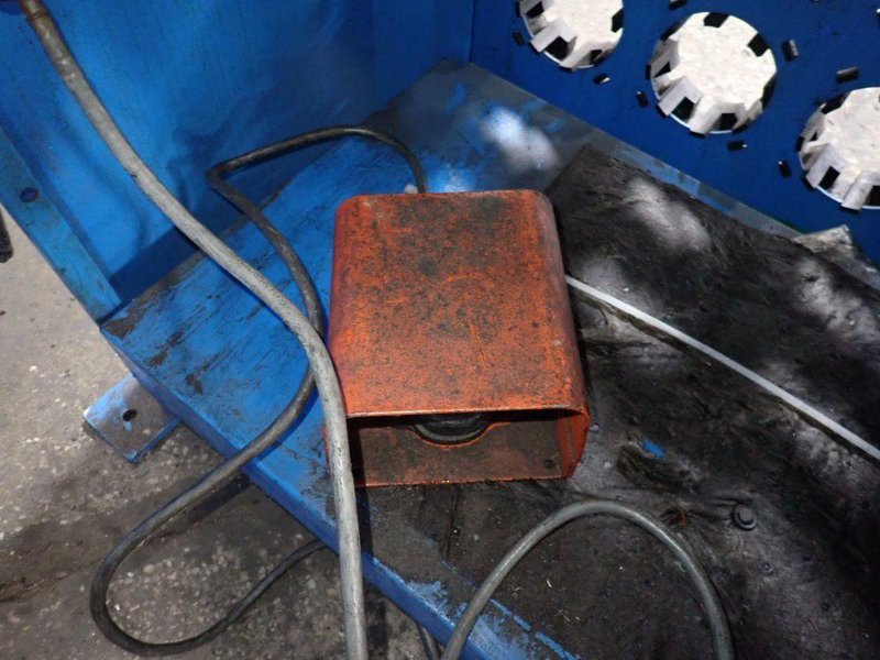 FINN POWER CRIMPING MACHINE  -  32