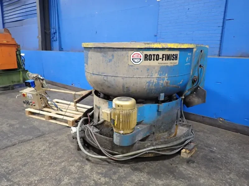 ROTO FINISH 60" SPIRATRON/VIBRATORY FINIHSING BOWL