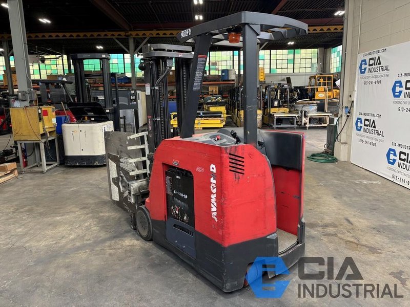 2021 - 4,000 LB. RAYMOND MODEL 425-C40TT STAND-UP ELECTRIC FORKLIFT