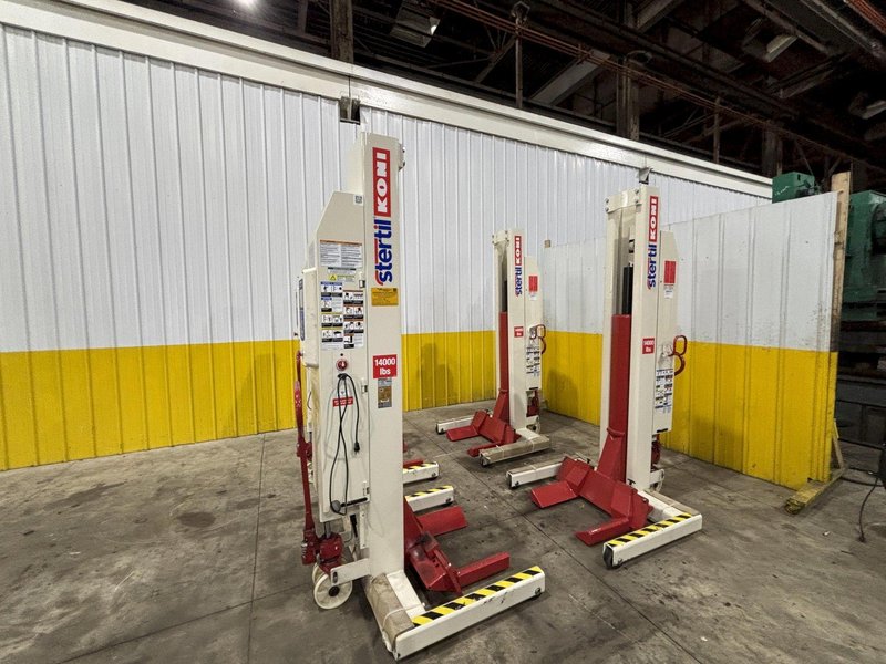 (4) 14,000 LBS STERTIL-KONI ST-1064FWA MODEL #38627535-05  ELECTRIC BATTERY WIRELESS HEAVY DUTY MOBILE COLUMN VEHICLE LIFTS 2019: STOCK #23595