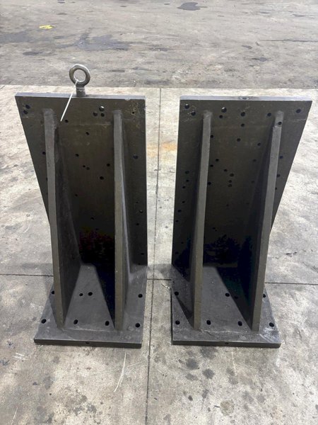 (2) 18&quot; X 18&quot; X 36&quot; X ANGLE PLATES:YOBRO #24037