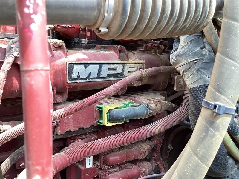 2022 Mack Granite 64F 1M2GR4TC0NM001422