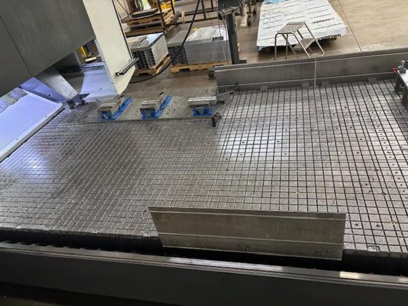 Haas GM-2 CNC Vertical Gantry Mill, 145" x 72" x 22", 15K RPM, 30 ATC, Probing, TS Coolant, Vacuum Table, High Speed Machining