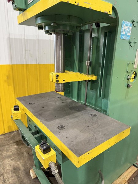 20 TON DENISON MODEL #FH20 HYDRAULIC GAP FRAME PRESS 12&quot; STROKE: YOBRO #24080