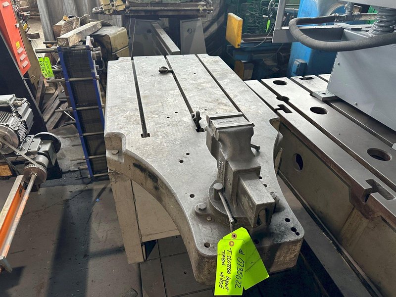 32&quot; X 64&quot; T SLOTTED WORK TABLE WITH VISE. STOCK # 0735022