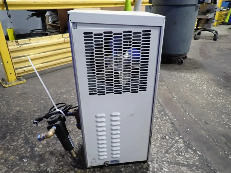 DELTECH 25 SCFM COMPRESSED AIR DRYER  -  HTD25