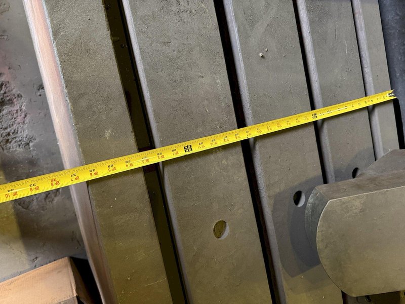 30" WIDE X 130" LONG X 30" TALL T-SLOTTED BOX RISER. STOCK #0548526