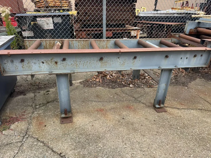 30'  OF HEAVY DUTY POWERED CHAIN DRIVEN ROLLER CONVEYOR 33" WIDE