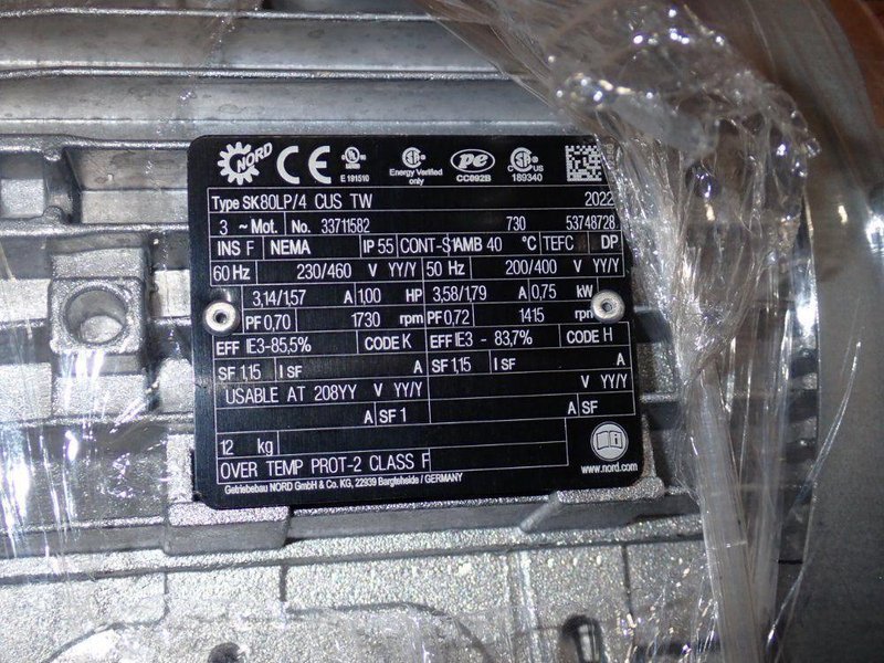 NORD DRIVE SYSTEMS 1 HP GEAR DRIVES   -  SK80LP/4 CUS TW  92372.1ABDH-80LP/4