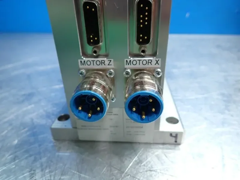 OMRON ACCURAX LINEAR MOTOR PICK &amp; PLACE SYSTEM  -  R88L-ES-PM-C110-B300-0001