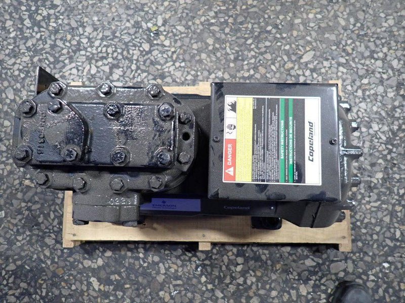 EMERSON REFRIGERATING COMPRESSOR  -  3DP3R12ME-TFD-800