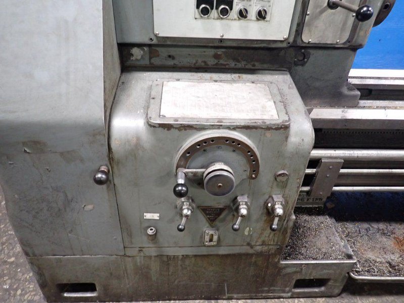 AMERICAN / A WYLE COMPANY 25" X 120" LATHE