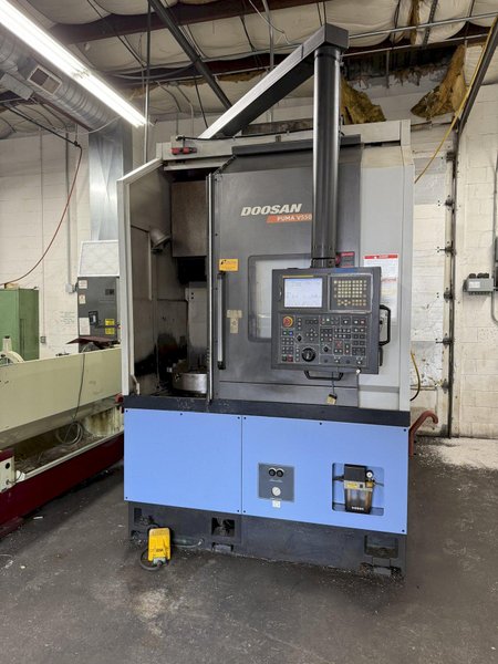Used 2008 DOOSAN Puma V550 CNC Vertical Turret Lathe For Sale
