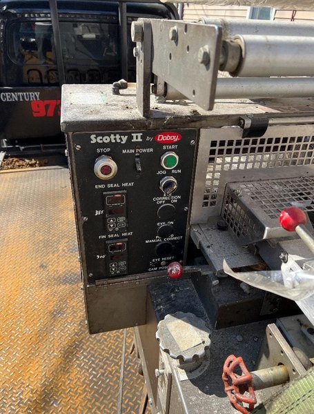 Doboy Scotty II Semi-Auto Stainless Steel Horizontal Flow Wrapper – Refurbished