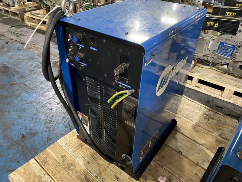 MILLER – AUTO-AXCESS 450-DI Welder USED