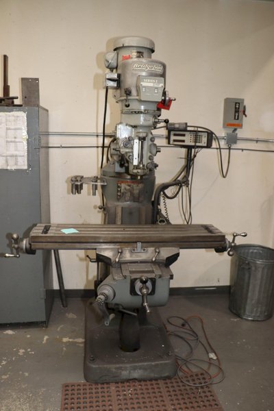2 HP BRIDGEPORT SERIES I VERTICAL RAM TYPE KNEE MILL WITH DRO: YOBRO #26190
