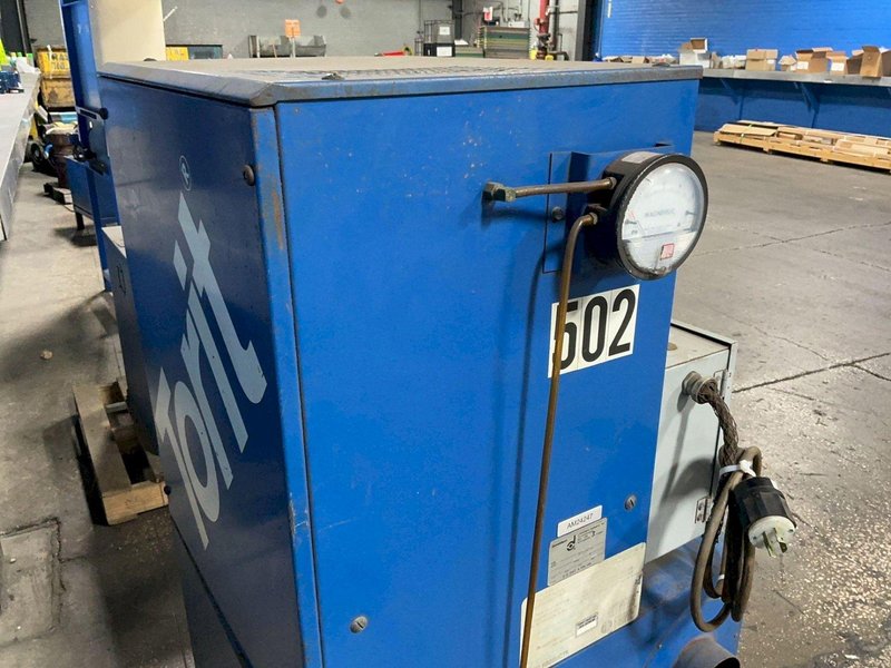 DONALDSON TORIT 1 HP DUST COLLECTOR   -  VS550