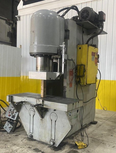 300 TON PACIFIC MODEL #300PF PRESSFORMER HYDRAULIC C-FRAME PRESS, 12" STROKE: STOCK #16260