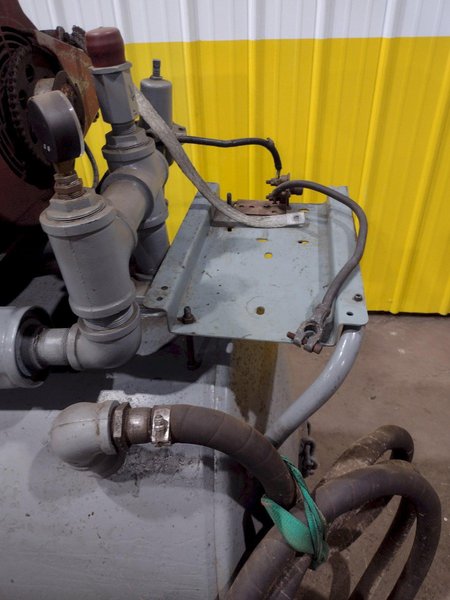 PORTABLE GAS MOTOR SUMP SUCKER &amp; PUMP: STOCK #19224