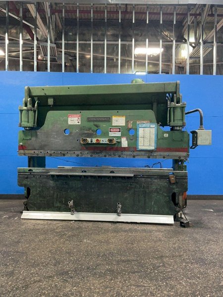 CINCINNATI 135 TON PRESS BRAKE  -  135 CB X 10 FT