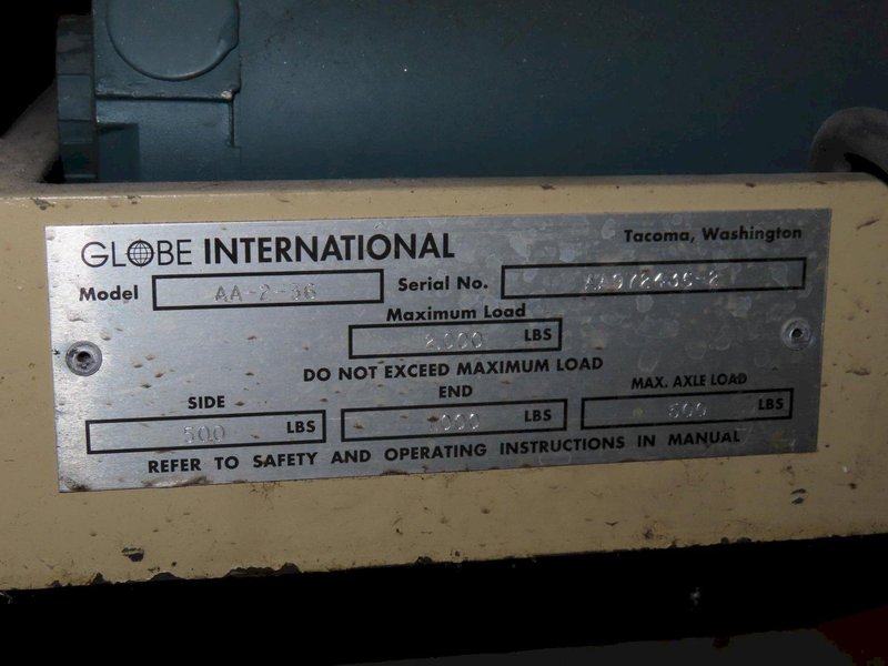 Globe International AA-2-36, 32" x 58" Scissor Table, 2000 LBS Lifting Capacity, Remote Foot Switch, Transition Ramp- Auction Item