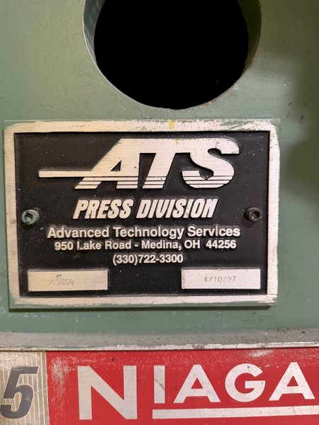 35 TON NIAGARA A-35 OBI FLYWHEEL SINGLE CRANK PUNCH PRESS. STOCK # 0759926