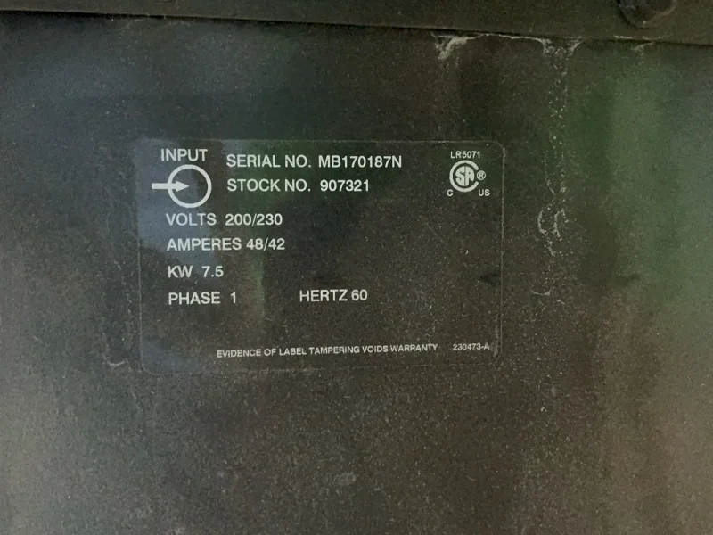 MILLER 200 A WELDER   -  MILLERMATIC 252