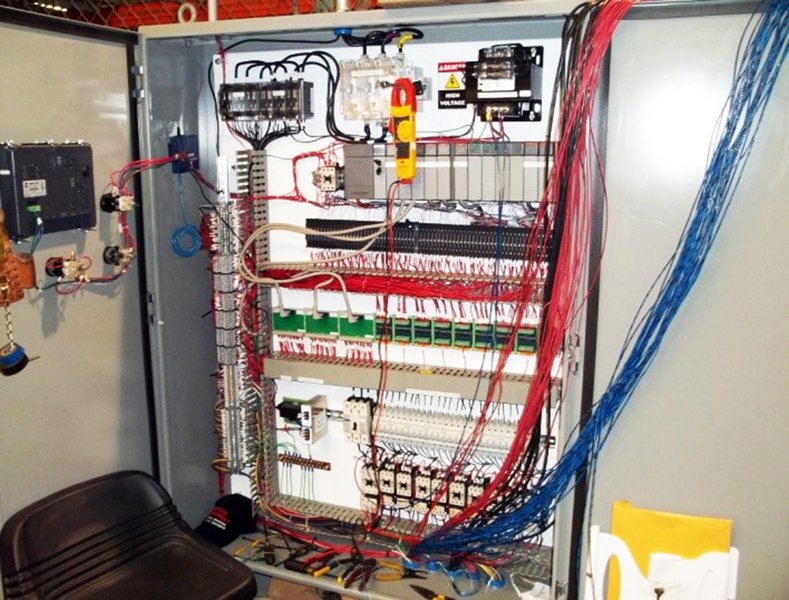 Used, Phosphate Line, Pass Through Tubular Threaded-end Phosphate Line