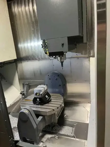 2015 HAAS UMC-750 | Machining Centers, Multitasking