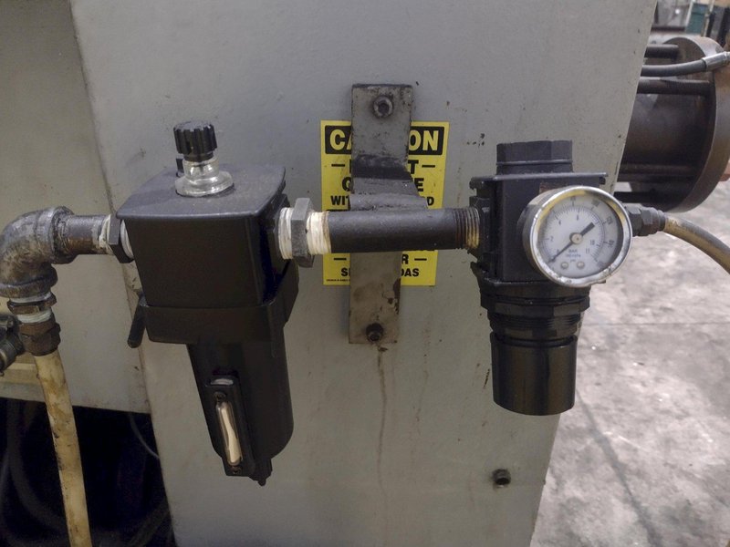 6,000 LBS X 36" AMERICAN MODEL #1000 MOTORIZED COIL REEL UNCOILER: YOBRO #24888