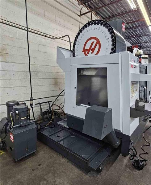 Haas VF-2YT VMC, 2015 – TSC, Chip Auger, 40 ATC