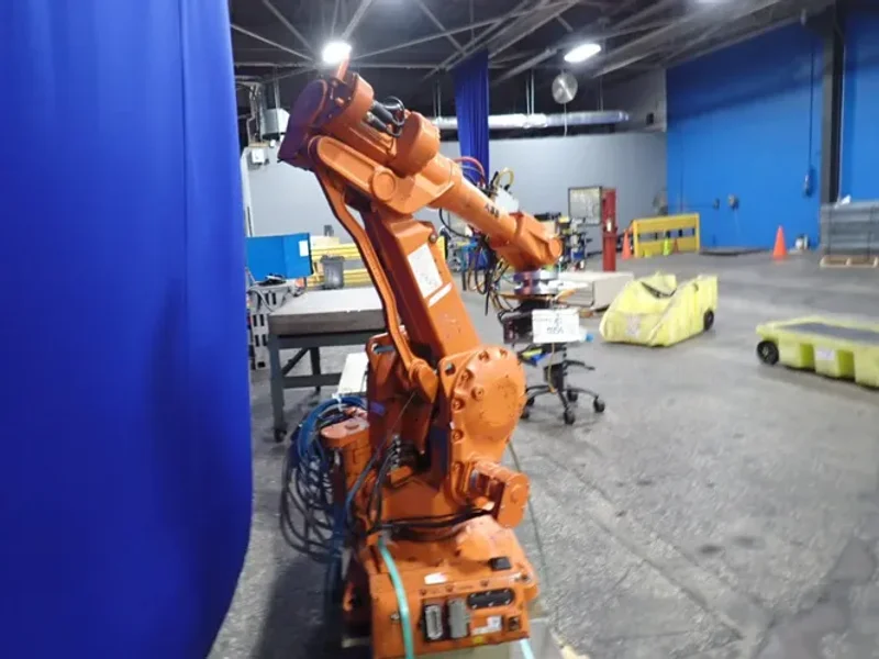 ABB ROBOT  -  VIRB2400 M2000