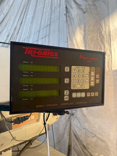 5 HP BRIDGEPORT SERIES II SPECIAL KNEE MILL. STOCK # 0671425