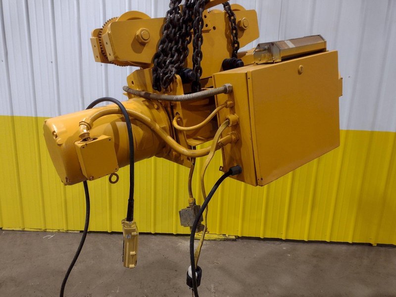 5 TON YALE MODEL #BE050X026L15S CABLE HOIST WITH POWER TROLLEY: STOCK #16590
