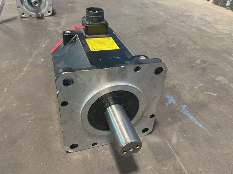FANUC 4.5 KW AC SERVO MOTOR  -  AIS 22/4000HV-B / A06B-2266-B200#0100