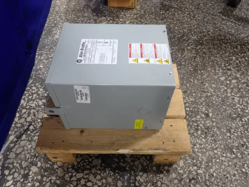 ALLEN BRADLEY 3 KVA TRANSFORMER  -  1497D-A14-M14-0-N