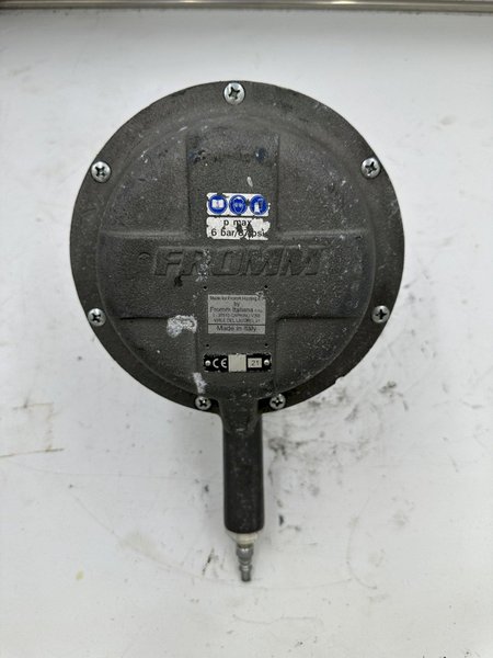 FROMM MODEL #A461 PNEUMATIC STRAPPING TOOL: YOBRO #26178