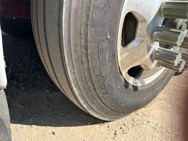 2022 Kenworth T680 1XKYD49X5NJ499897