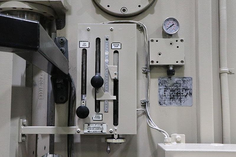 140 Ton x 12' Wysong Hydraulic Press Brake Model MTH-140-144