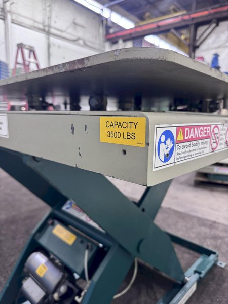 3500 LB SOUTHWORTH MODEL #LS4-36 HYDRAULIC LIFT TABLE: STOCK #78038