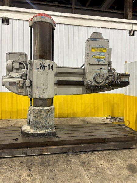 8&#039; ARM x 19&quot; GIDDINGS &amp; LEWIS MODEL #956-CHIPMASTER RADIAL ARM DRILL ON 360° T-SLOTTED BASE: STOCK #23539
