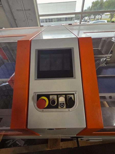 Clamco 6800XL Automatic Side Seal Shrink Wrap Machine 230V – Excellent Condition