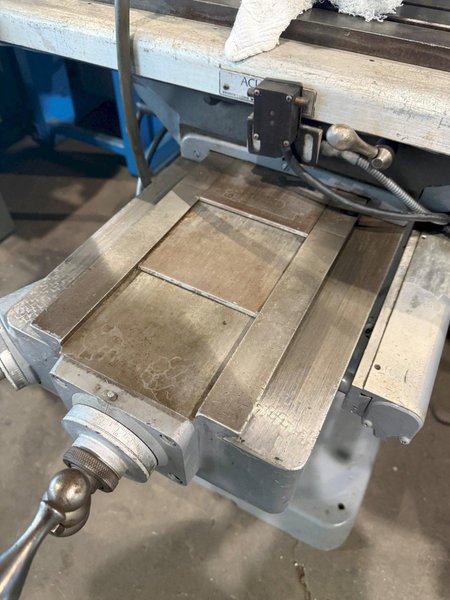 2 HP SERIES 1 BRIDGEPORT VERTICAL MILL. STOCK # 1005424