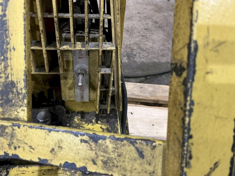 15 TON POSI-LOCK MODEL #PH110 PORTABLE HYDRAULIC GEAR &amp; WHEEL PULLER WITH ENERPAC POWER UNIT: YOBRO #25094