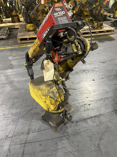 FANUC – ArcMate 100iC/6L w/ R-30iB Controls PARTS ONLY