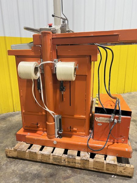 20&quot; X 20&quot; X 28&quot; ORWAK  MODEL #5031-E HYDRAULIC VERTICAL COMPACTOR / BALER: STOCK #16758