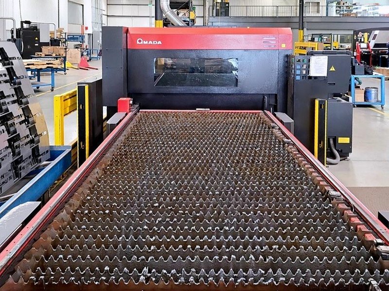 Amada FOM2 3015 NT CO2 Laser